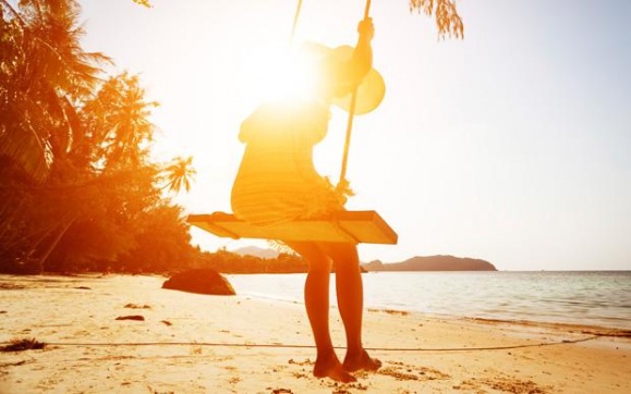 swing-on-beach_3341623a-large_579